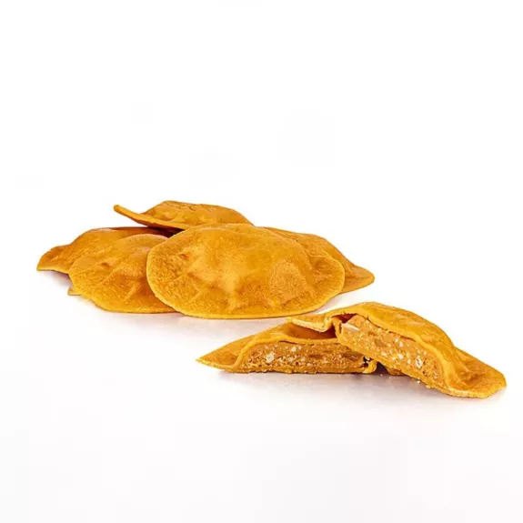 Frische Agnolotti mit Tomate-Mozzarella-F&uuml;llung
					rund und rot, 500 g
				