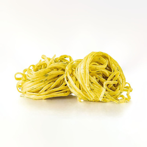 Frische Tagliarini mit B&auml;rlauch
					Pasta Sassella, 4 mm, 500 g
				